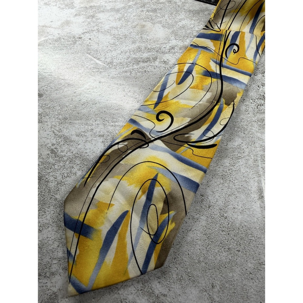 J. Garcia Tie Mens One Size Yellow 100% Silk Pointed Geometric Logo Still Life